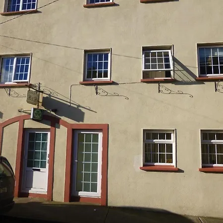 Dooley'S Guest Accommodation-3